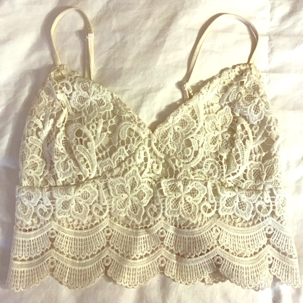 L.A. Hearts lace bodice crop top